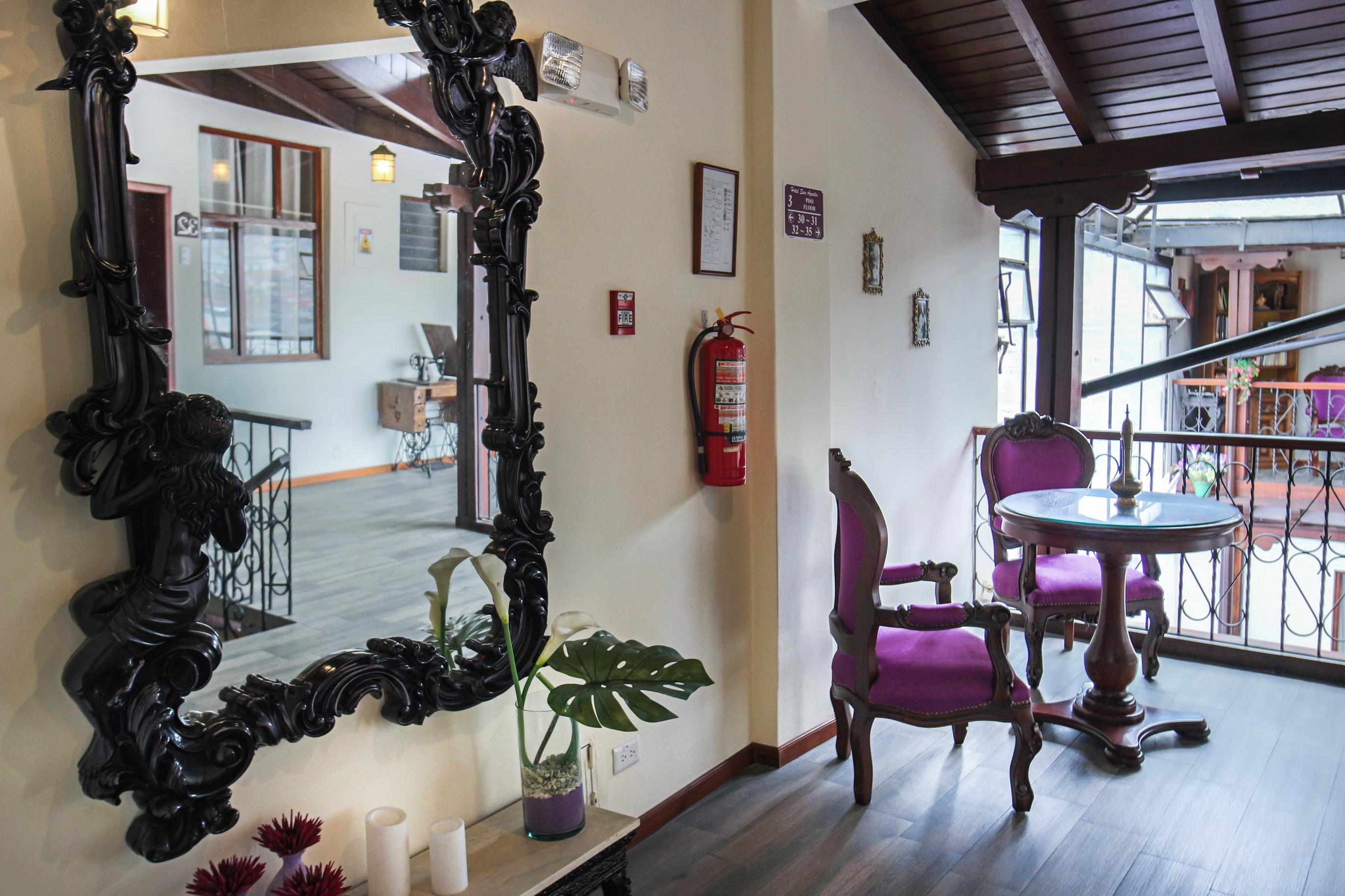 Hotel Colonial San Agustin Кито Экстерьер фото