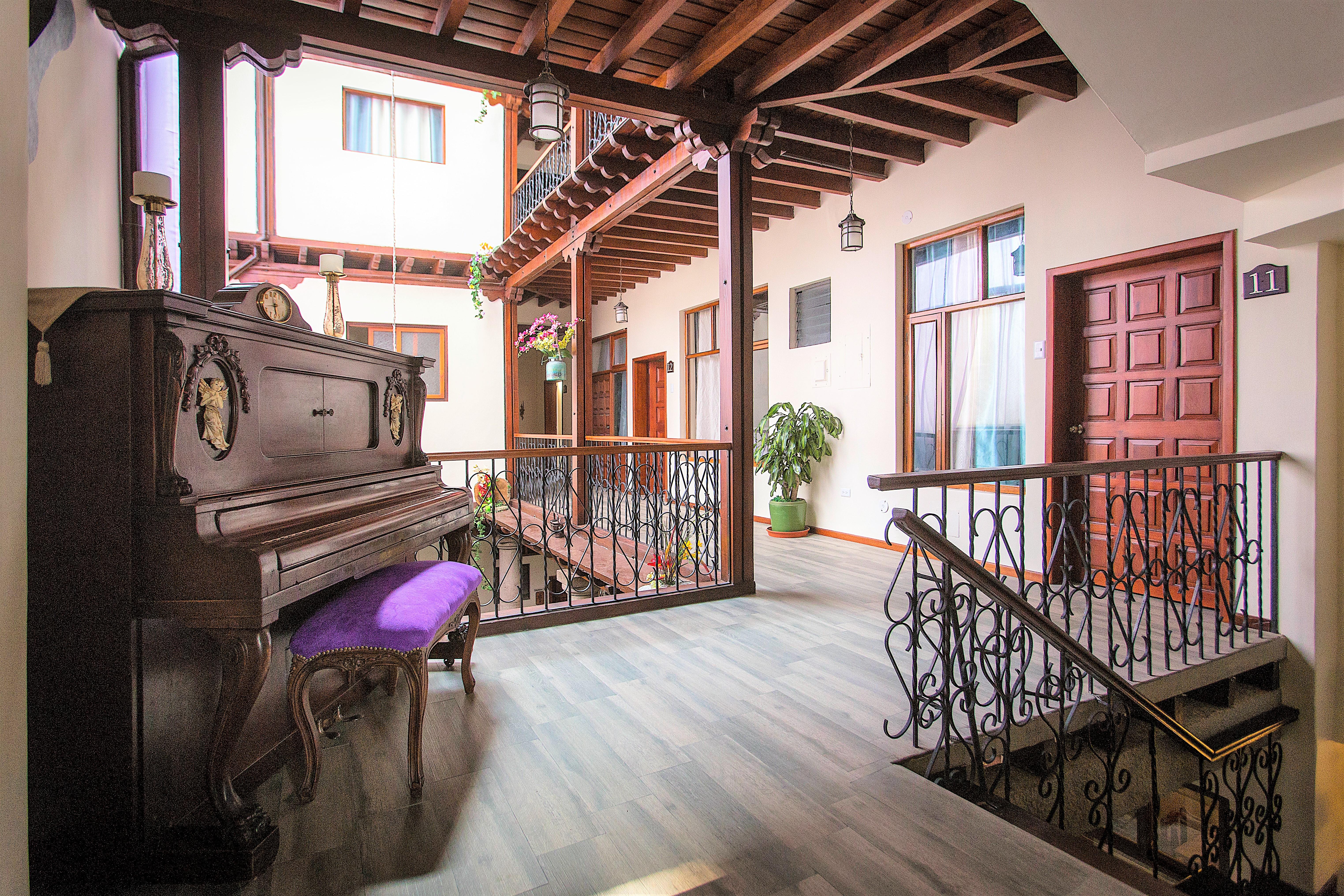 Hotel Colonial San Agustin Кито Экстерьер фото