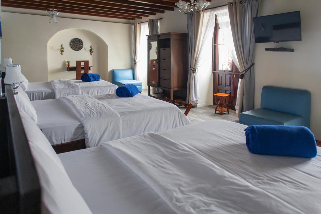 Hotel Colonial San Agustin Кито Экстерьер фото