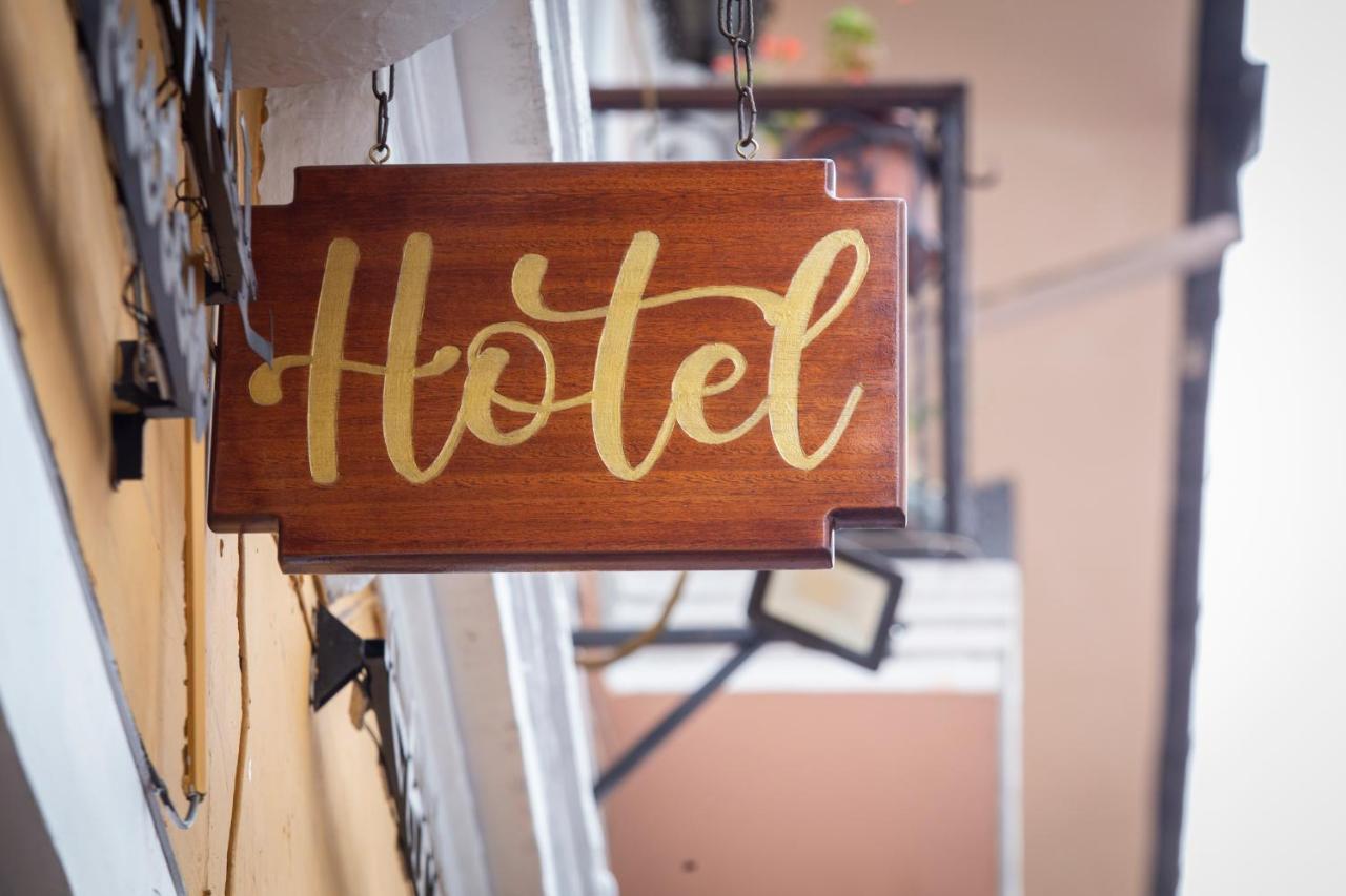 Hotel Colonial San Agustin Кито Экстерьер фото