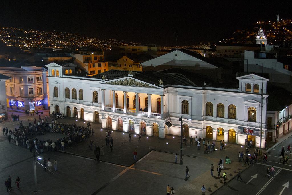 Hotel Colonial San Agustin Кито Экстерьер фото