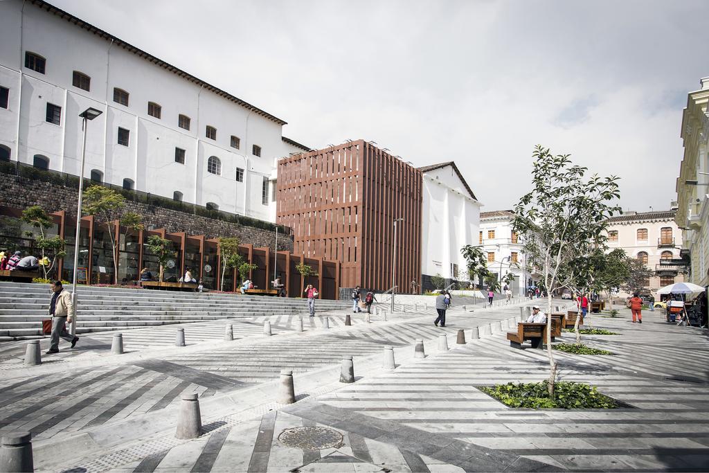 Hotel Colonial San Agustin Кито Экстерьер фото