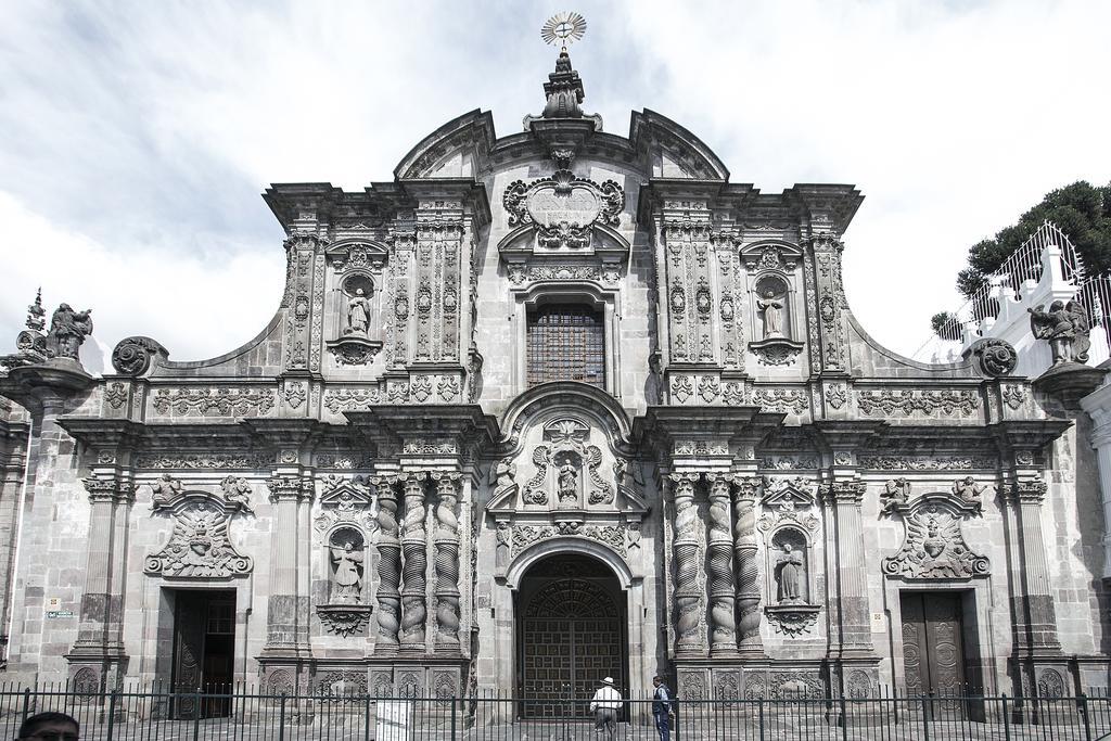 Hotel Colonial San Agustin Кито Экстерьер фото