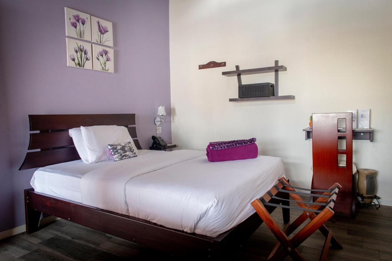 Hotel Colonial San Agustin Кито Экстерьер фото