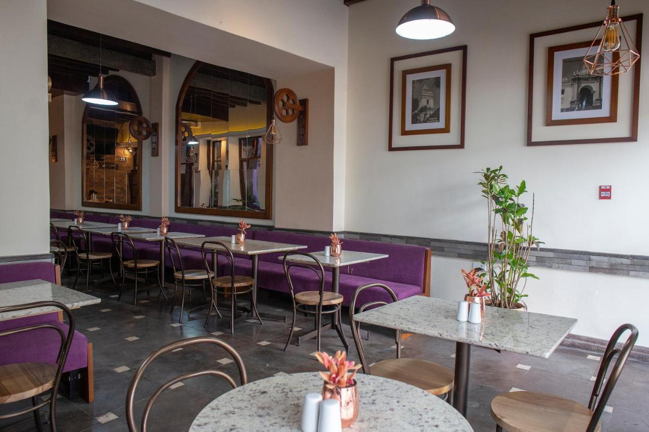 Hotel Colonial San Agustin Кито Экстерьер фото